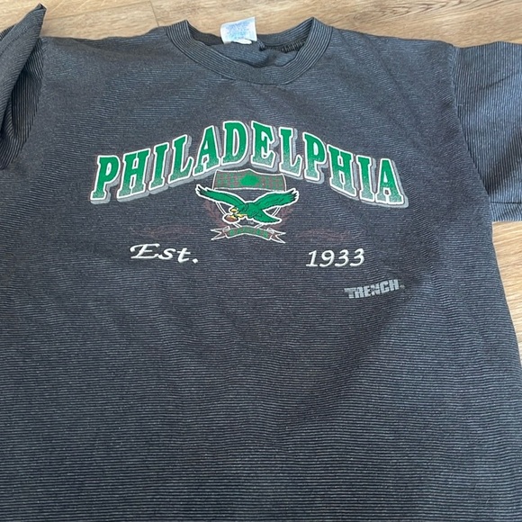 Philadelphia Eagles Gray and Green Sweater - Picture 2 of 3